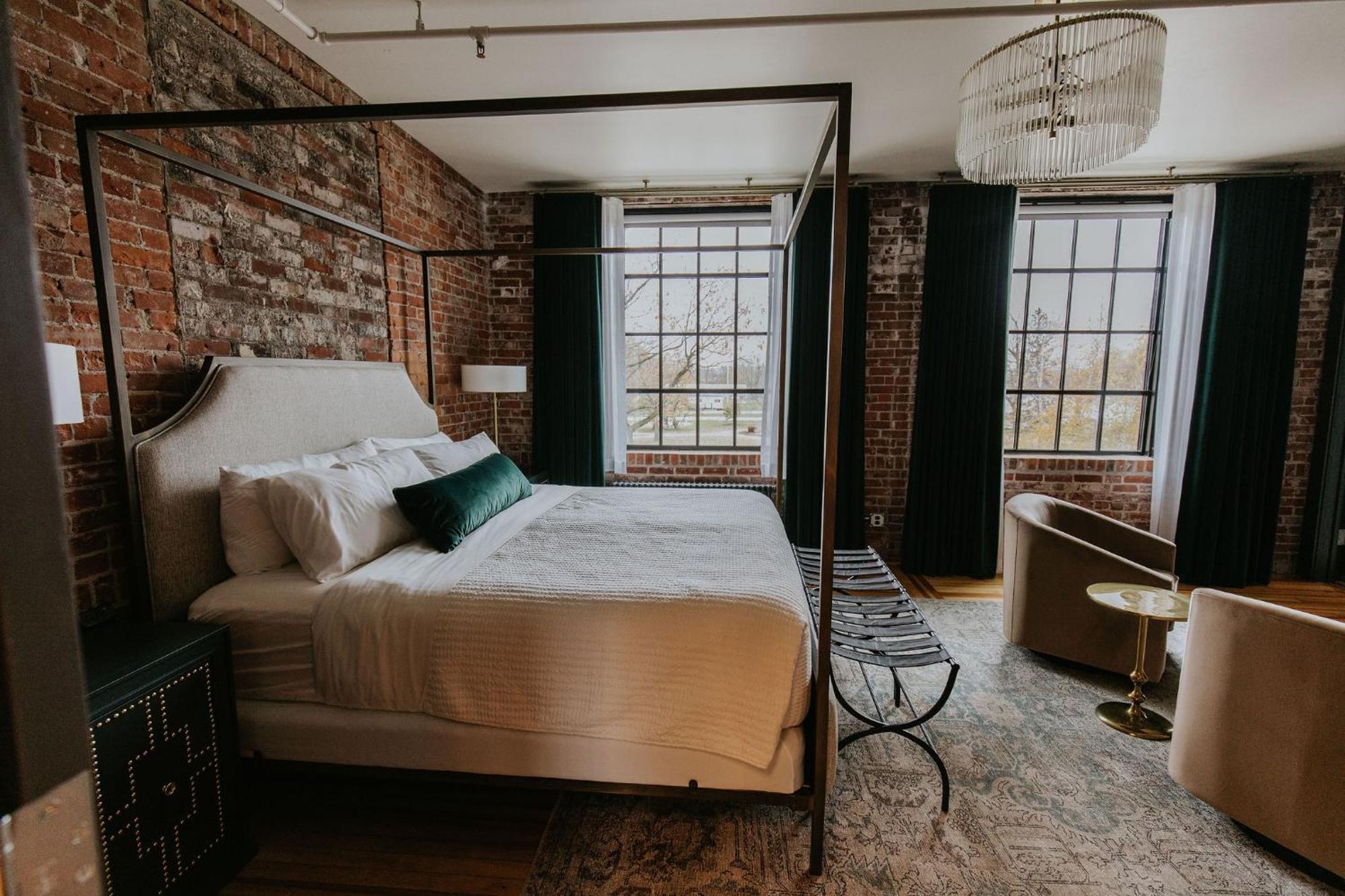 Hatchery Hotel & Event Center La Crosse Kültér fotó