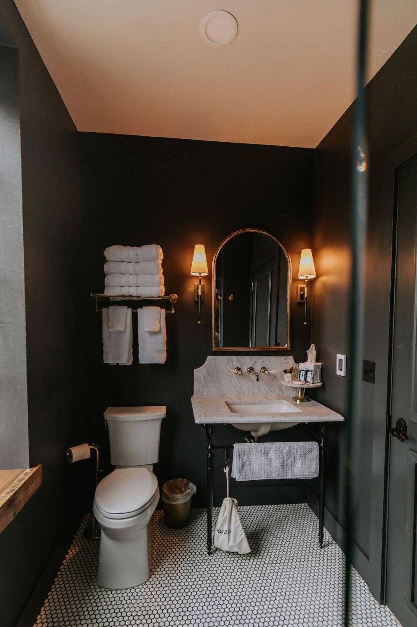 Hatchery Hotel & Event Center La Crosse Kültér fotó